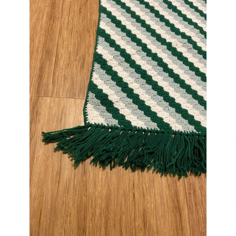 Vtg Crocheted Green White Afghan Throw‎ fringe 72x45 Retro Cottagecore Boho folk